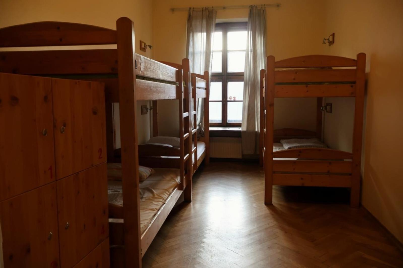 50 People Apartment Krakow Luaran gambar