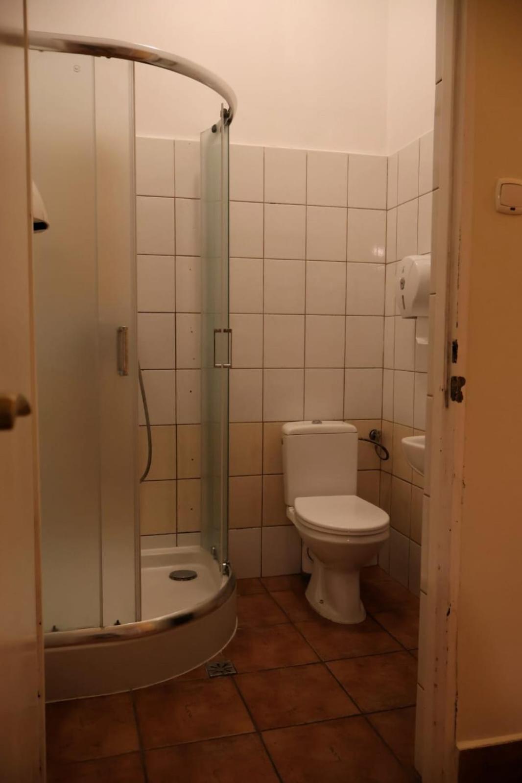 50 People Apartment Krakow Luaran gambar