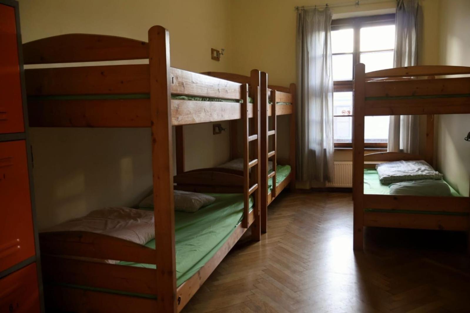 50 People Apartment Krakow Luaran gambar